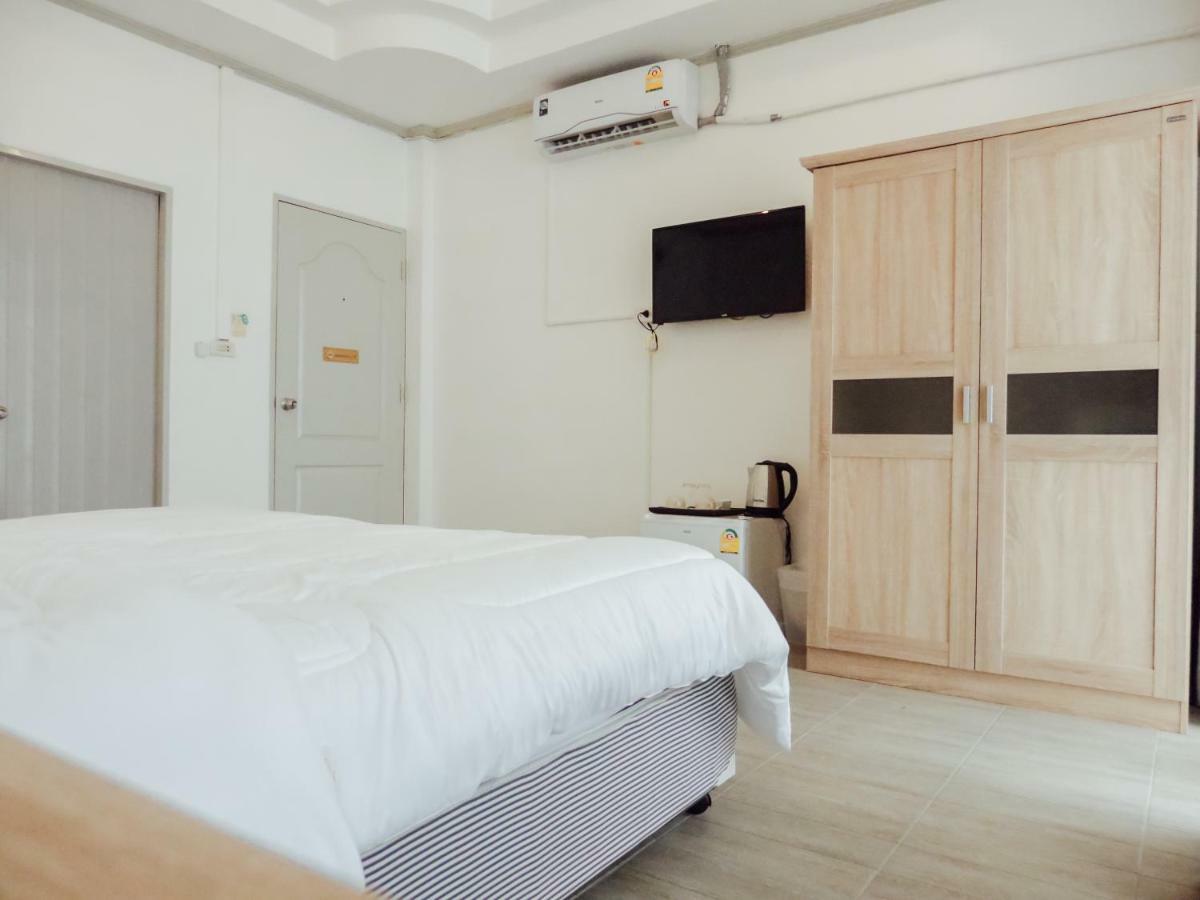 Stanley'S Guesthouse Phuket Exterior photo