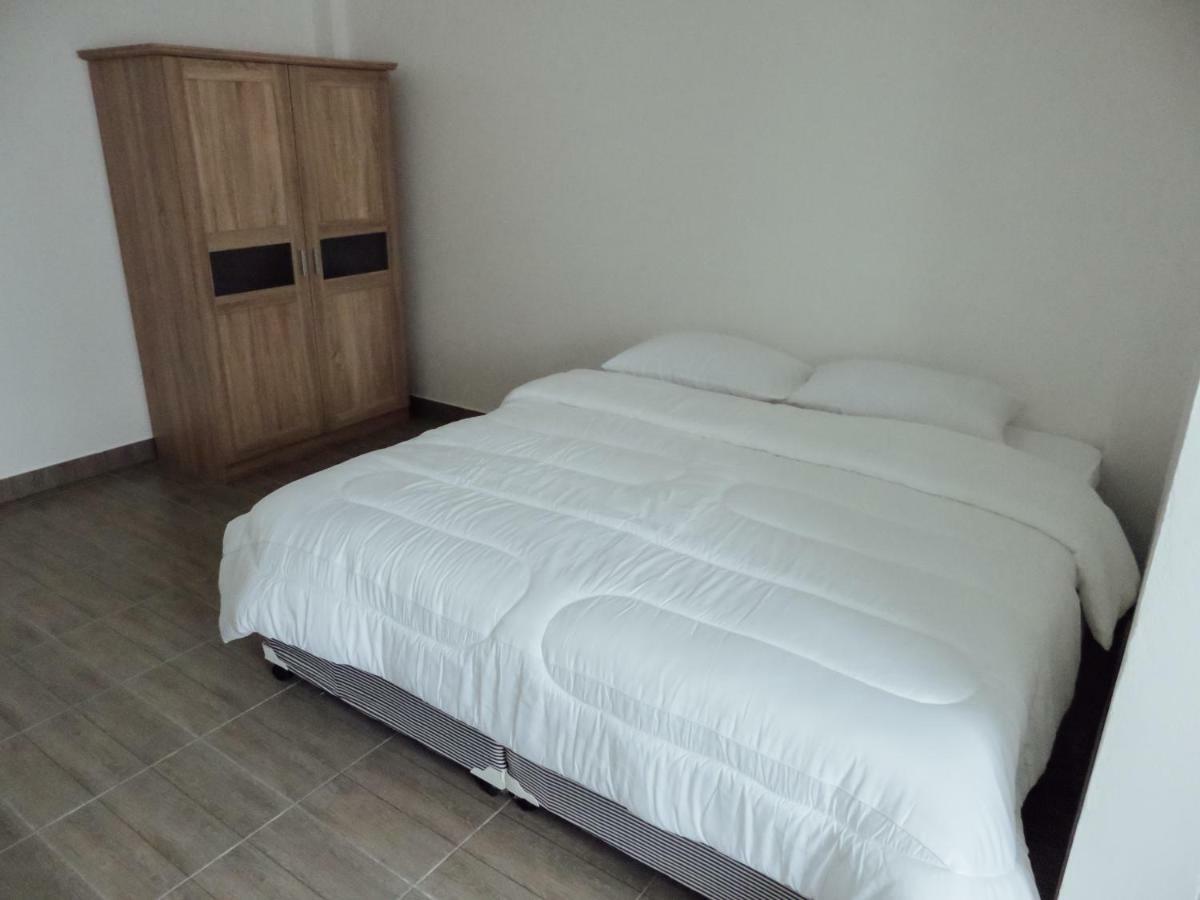 Stanley'S Guesthouse Phuket Exterior photo